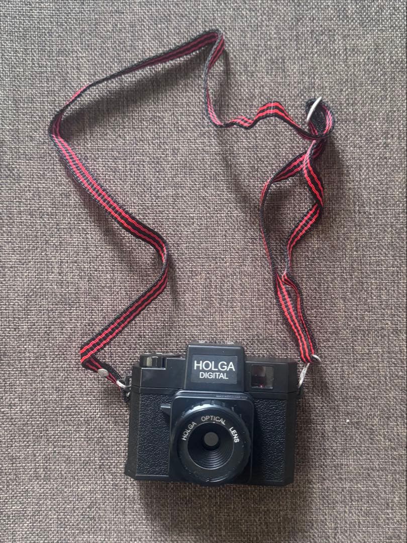 ホルガデジタル　HOLGADIGITAL トイカメラ