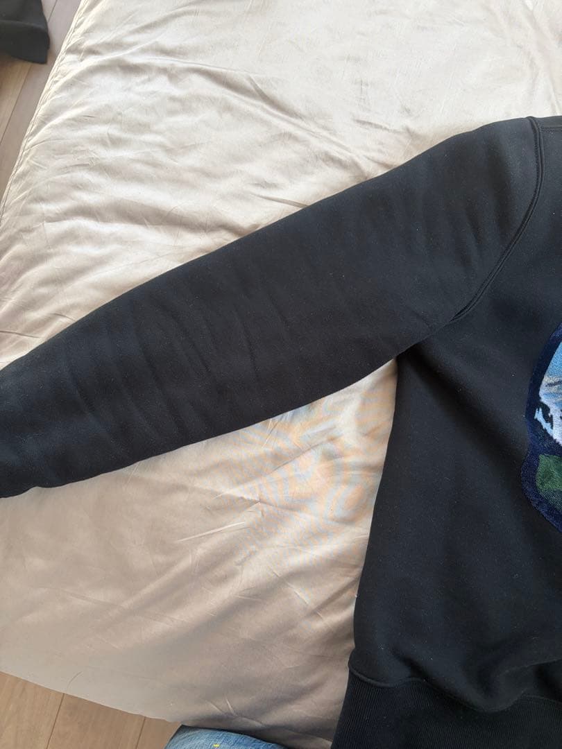 LOUIS VUITTON ブラック スウェット