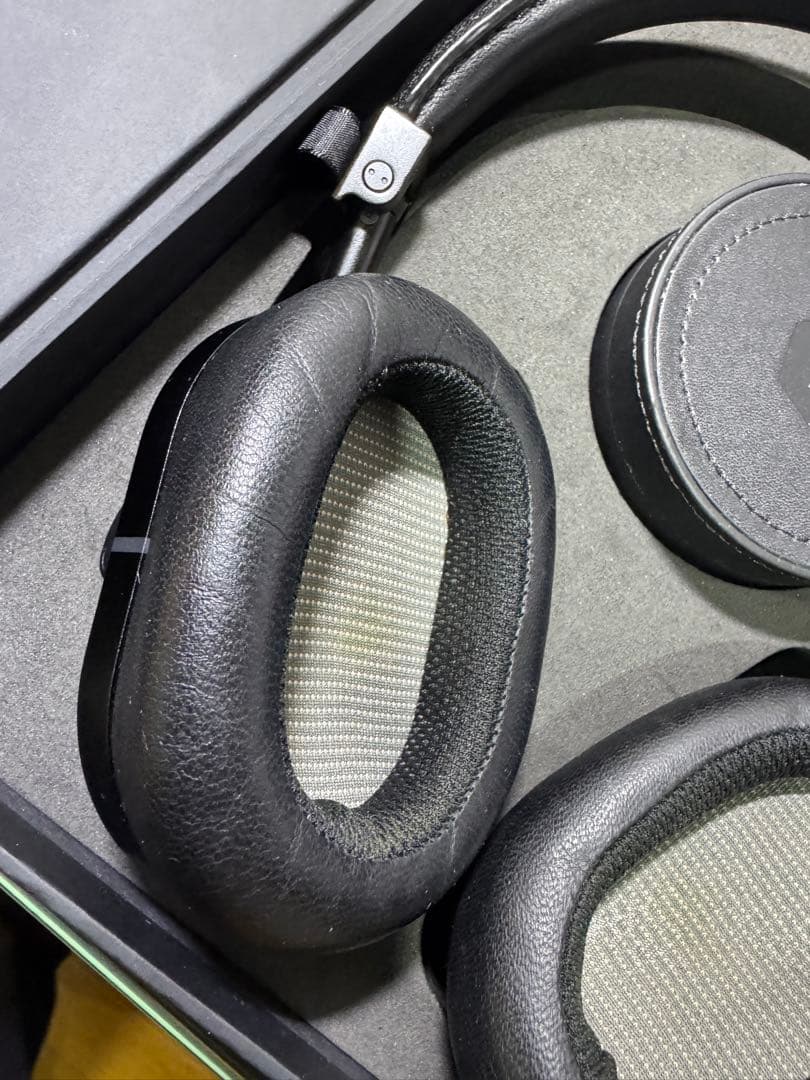 MASTER & DYNAMIC MW60 ワイヤレスヘッドホン