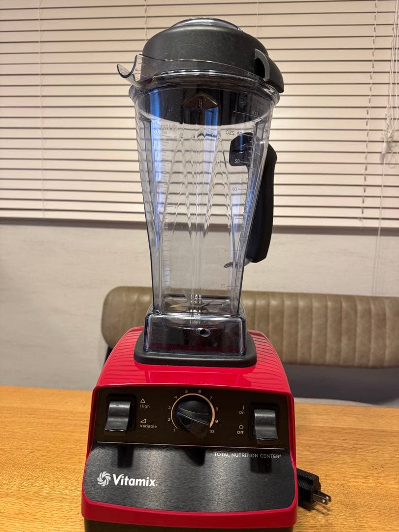 Vitamix ブレンダー 赤 2リットル