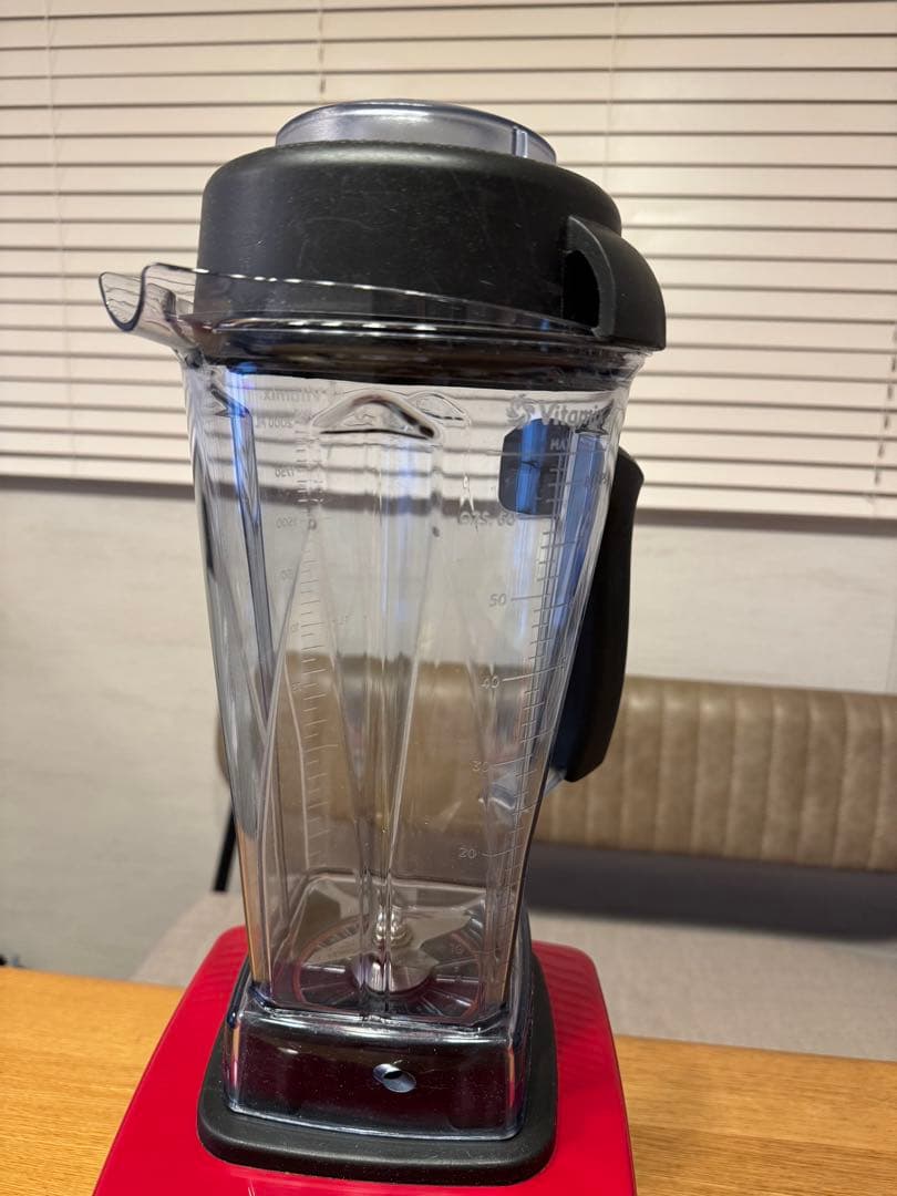 Vitamix ブレンダー 赤 2リットル