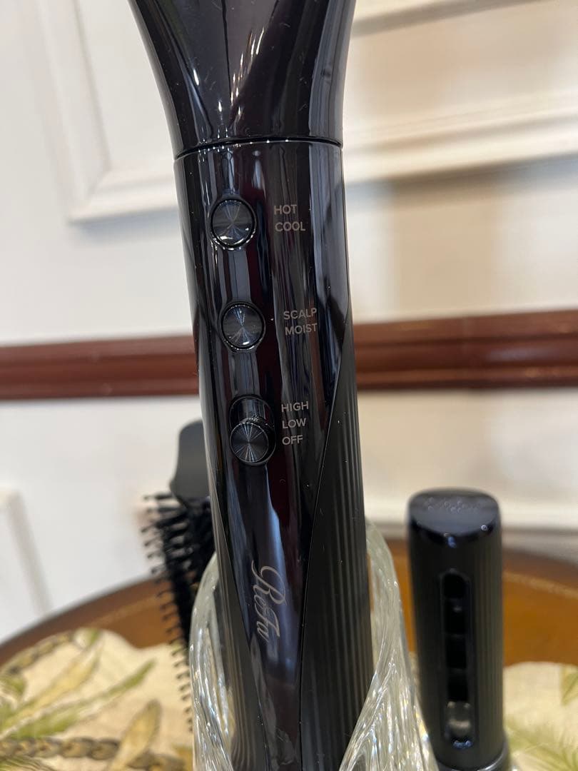 リファ　ビューテック　リセッター　ブラック