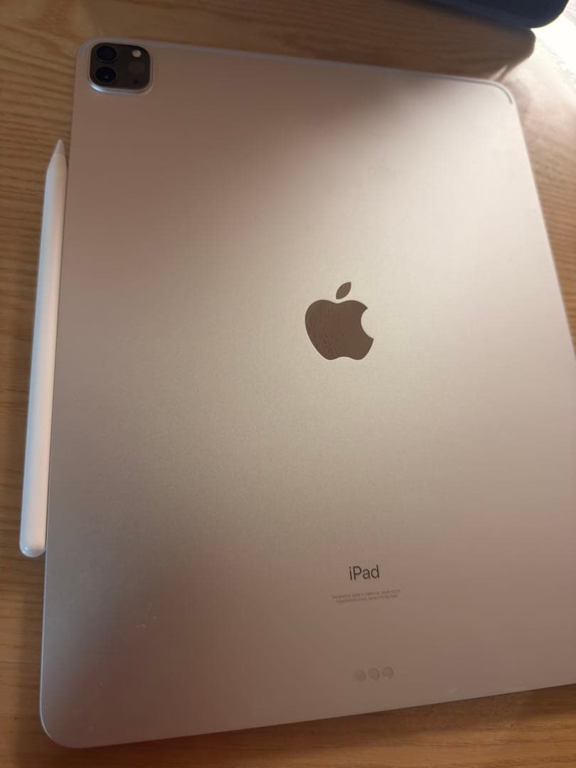 iPad Pro12.9第五世代128ギガ+キーボード