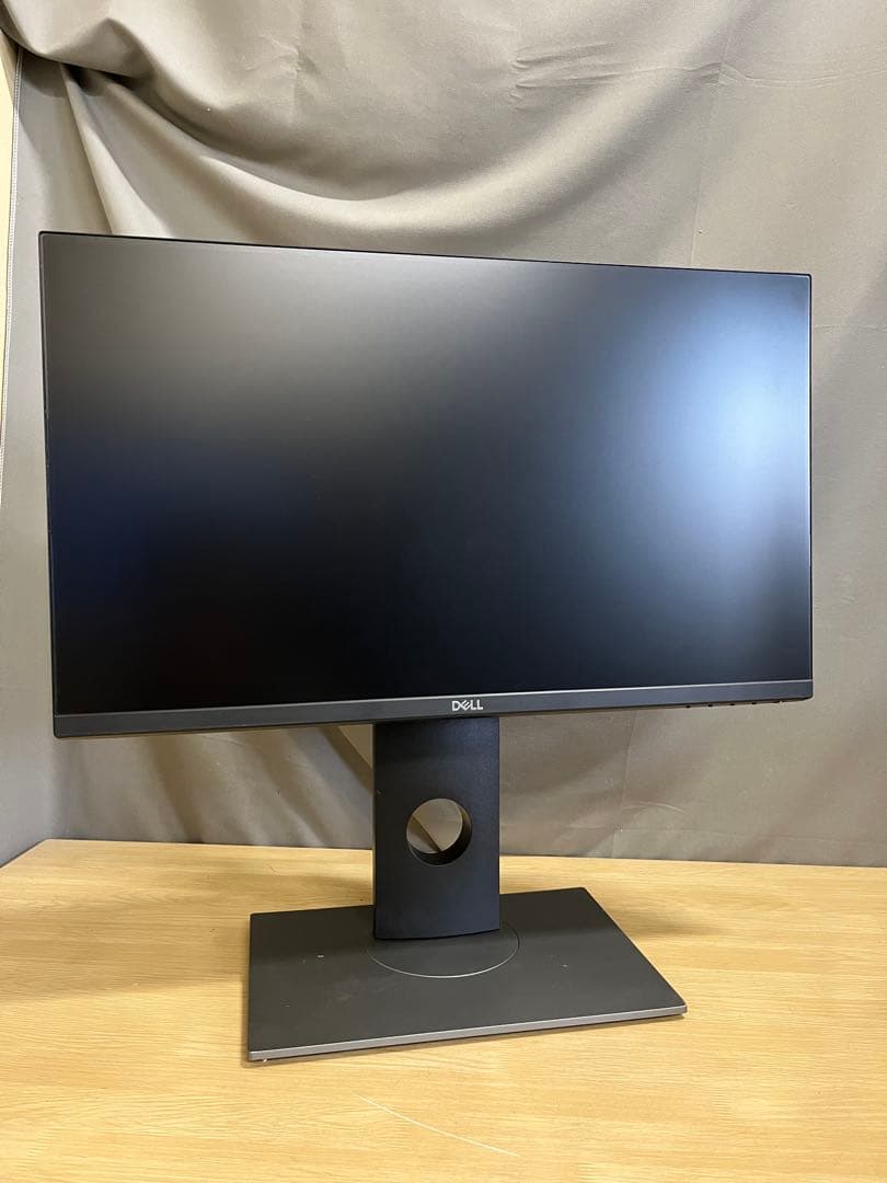DELL P2419H 24インチモニター　PS4対応　回転機能