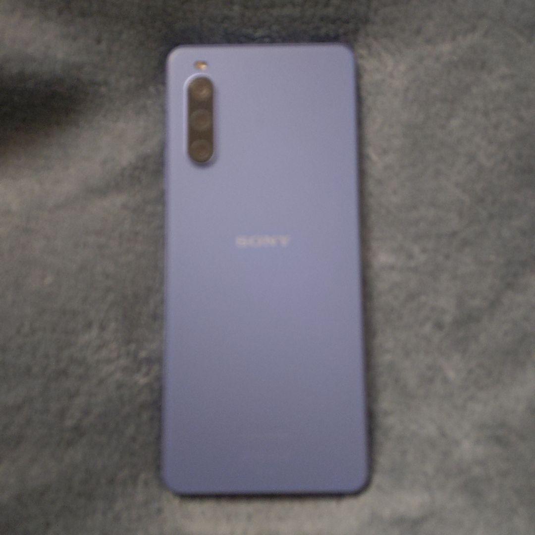 SONY スマートフォン 本体 ラベンダー色SO-52C