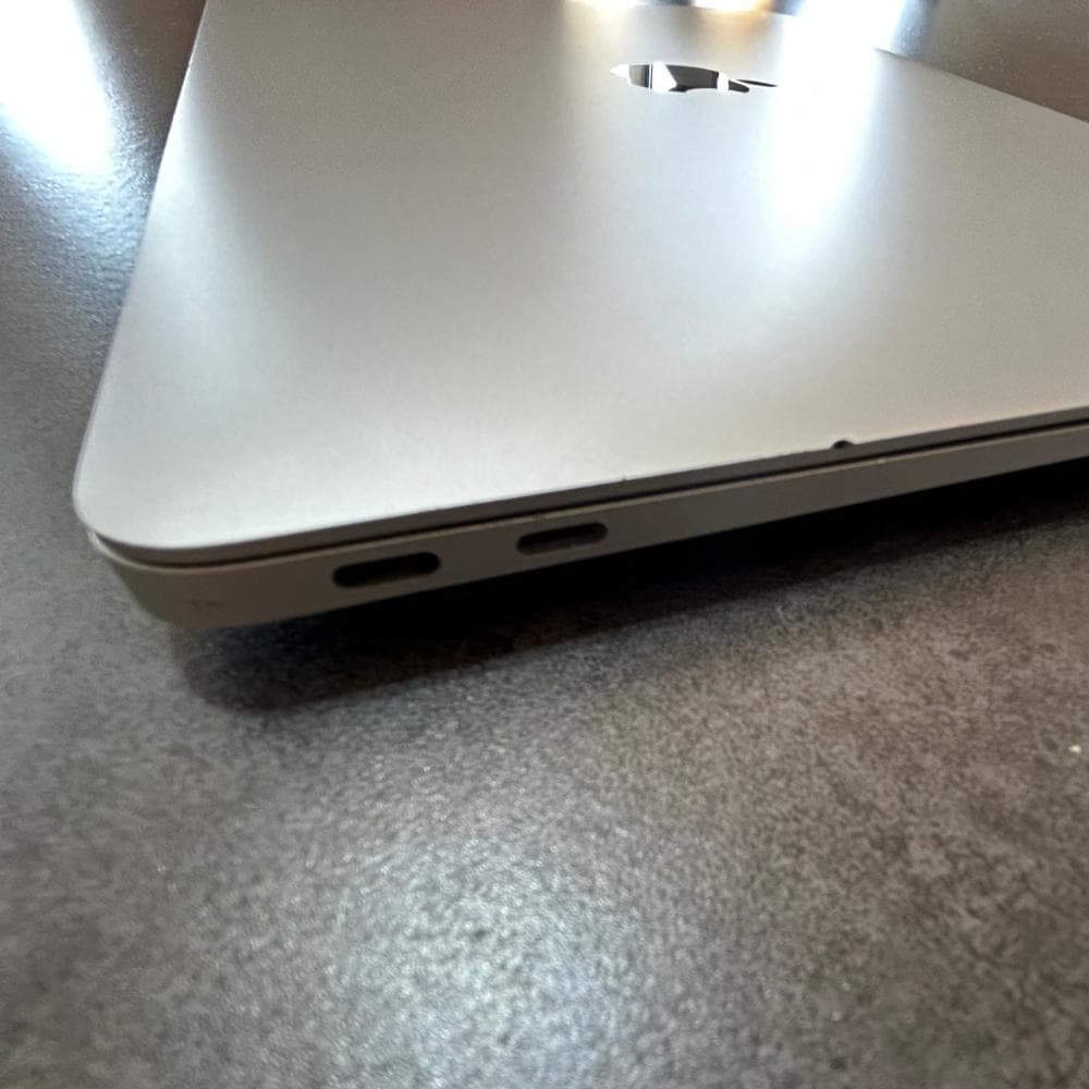 動作良好 MacBook Air M1 2020年モデル 8GB 256GB