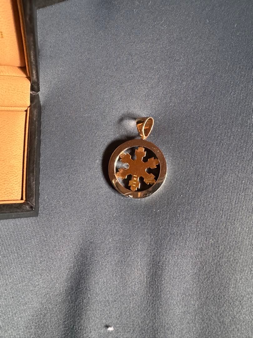 ブルガリ トンドスノー　BVLGARI K18YG ペンダントトップ