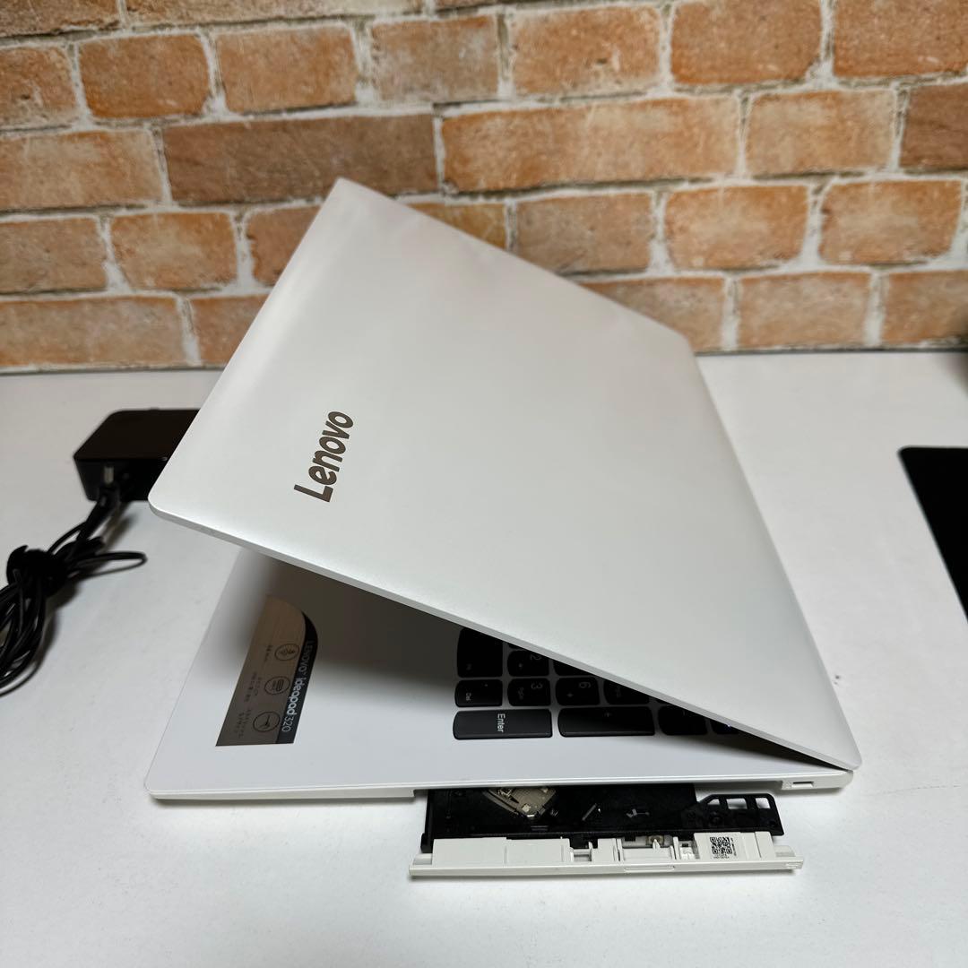 美品　LENOVOノートPC SSDサクサク起動Windows 11オフィス付き