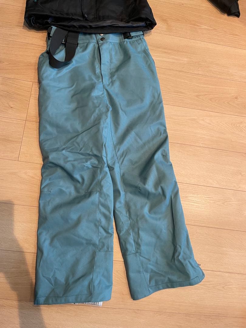 スキーウェア ジャケットとパンツセット