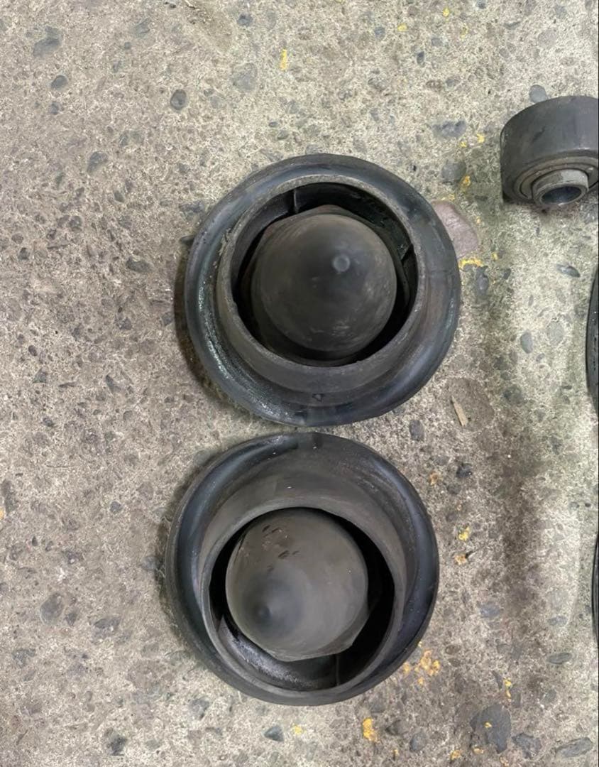 エブリィワゴン DA17W スズキ 純正サス サスペンション