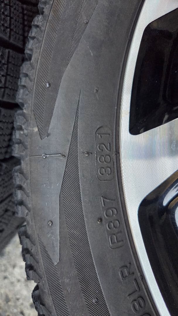 ホンダ純正　N-BOXカスタム JF3　15インチアルミ スタッドレスタイヤ付き