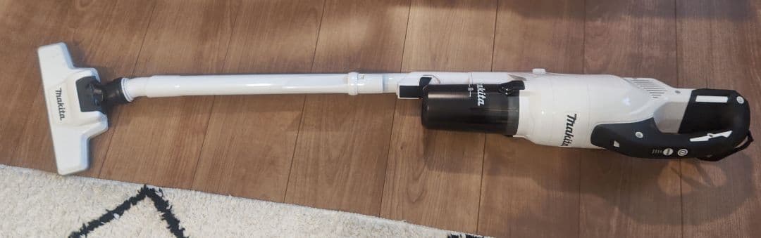 Makita 　マキタ　充電式スティッククリーナー CL286FDZW　ジャンク