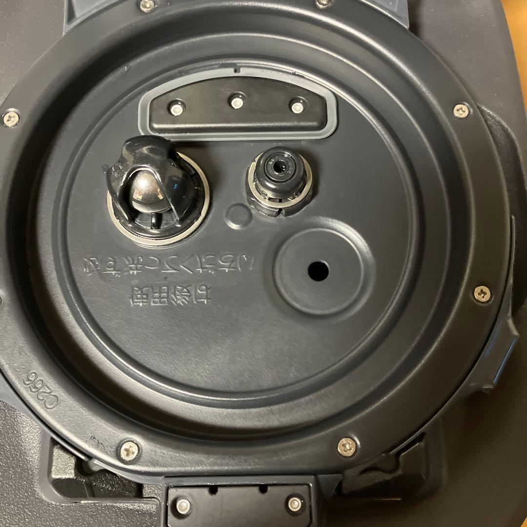 象印 圧力IH炊飯ジャー 鉄器コート黒まる厚釜 4合炊き NW-MB07-BZ