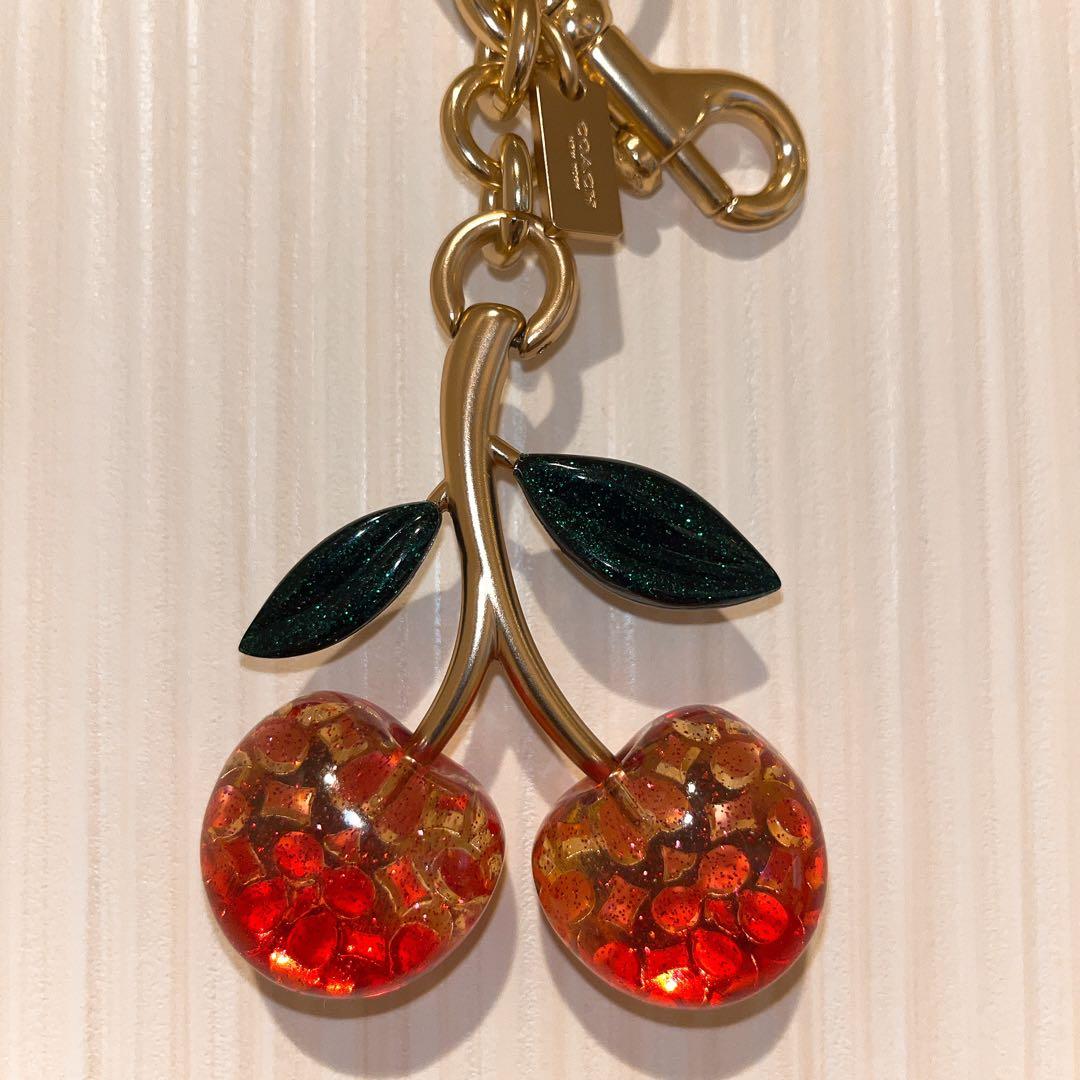 【正規品美品】COACHコーチ チェリーキーホルダー チャーム さくらんぼ