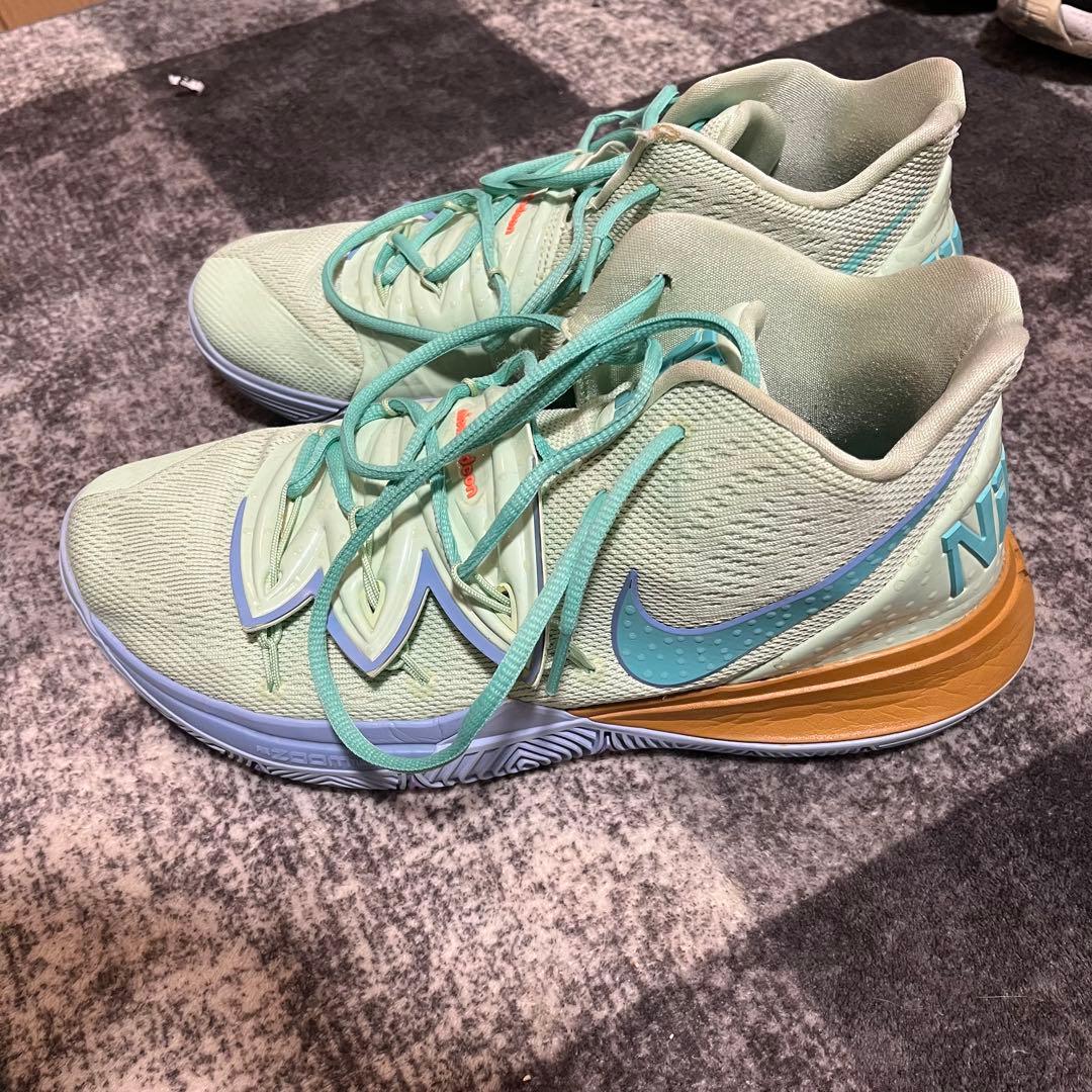 シューズ(男性用) Nike Kyrie 5 30cm
