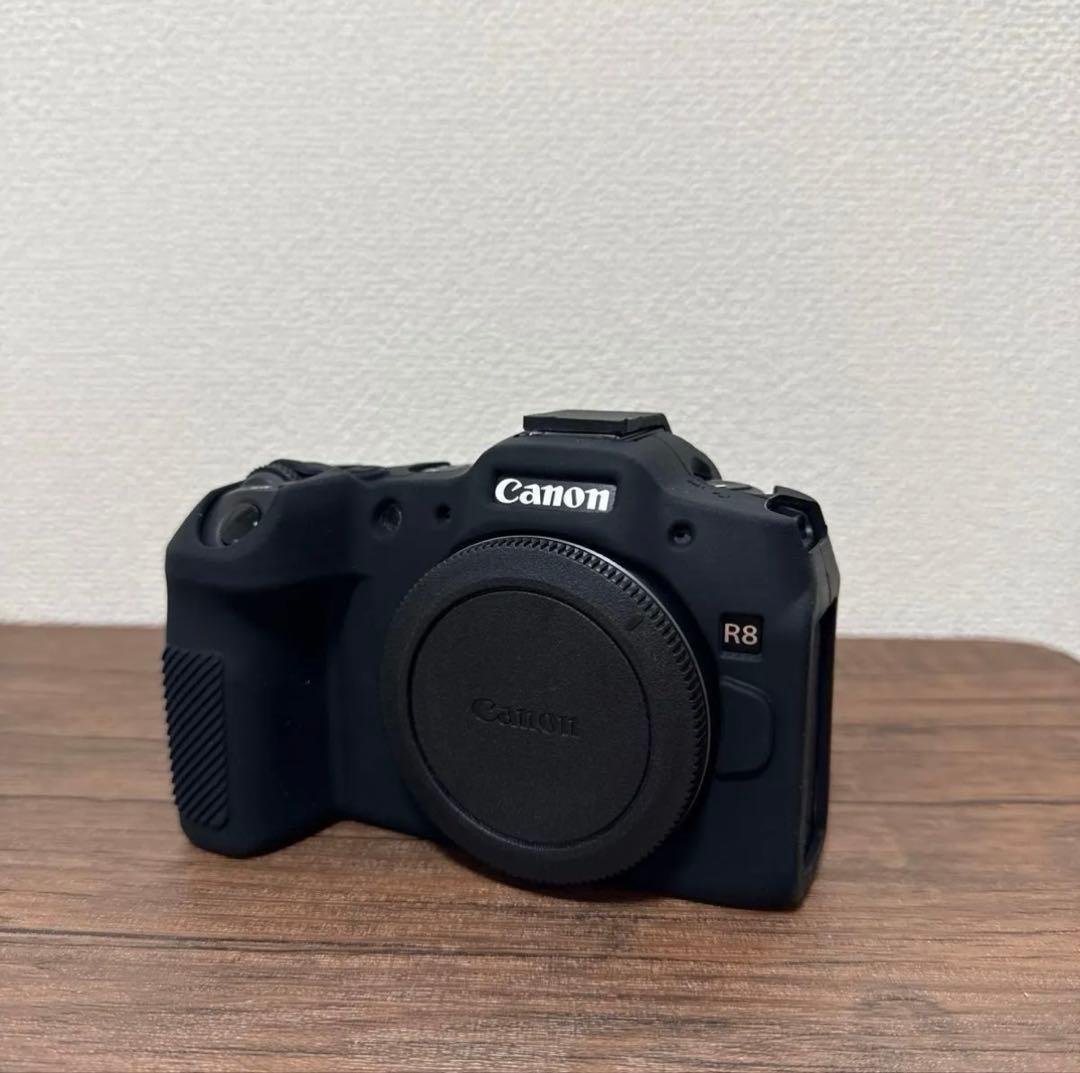 【美品】Canon EOS R8 予備バッテリー付属撮影　枚数2087枚