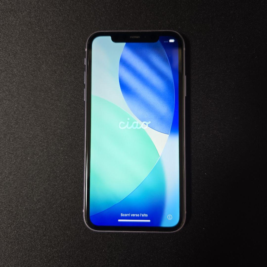 Apple iPhone 11 パープル　64GB　中古