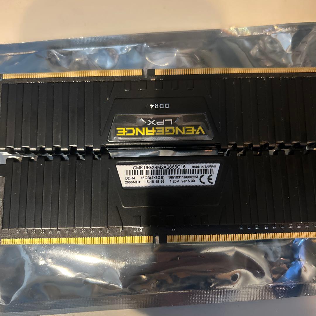 メモリー Vengeance LPX DDR4 16GB 2666MHz
