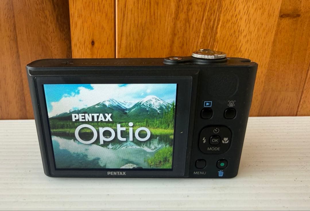 PENTAX OptioブラックRZ18デジカメ(a42)