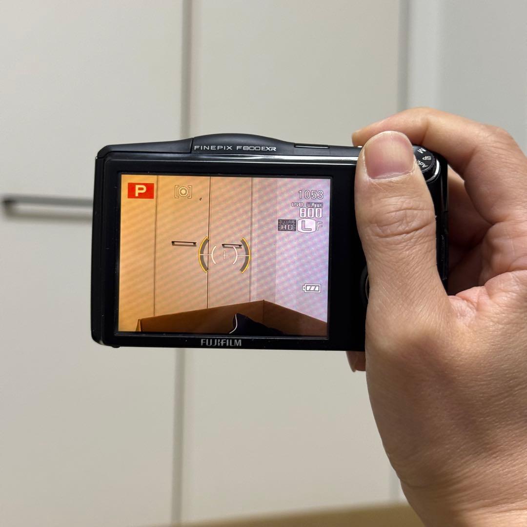 Fujifilm FinePix F800EXR デジタルカメラ 動作確認済