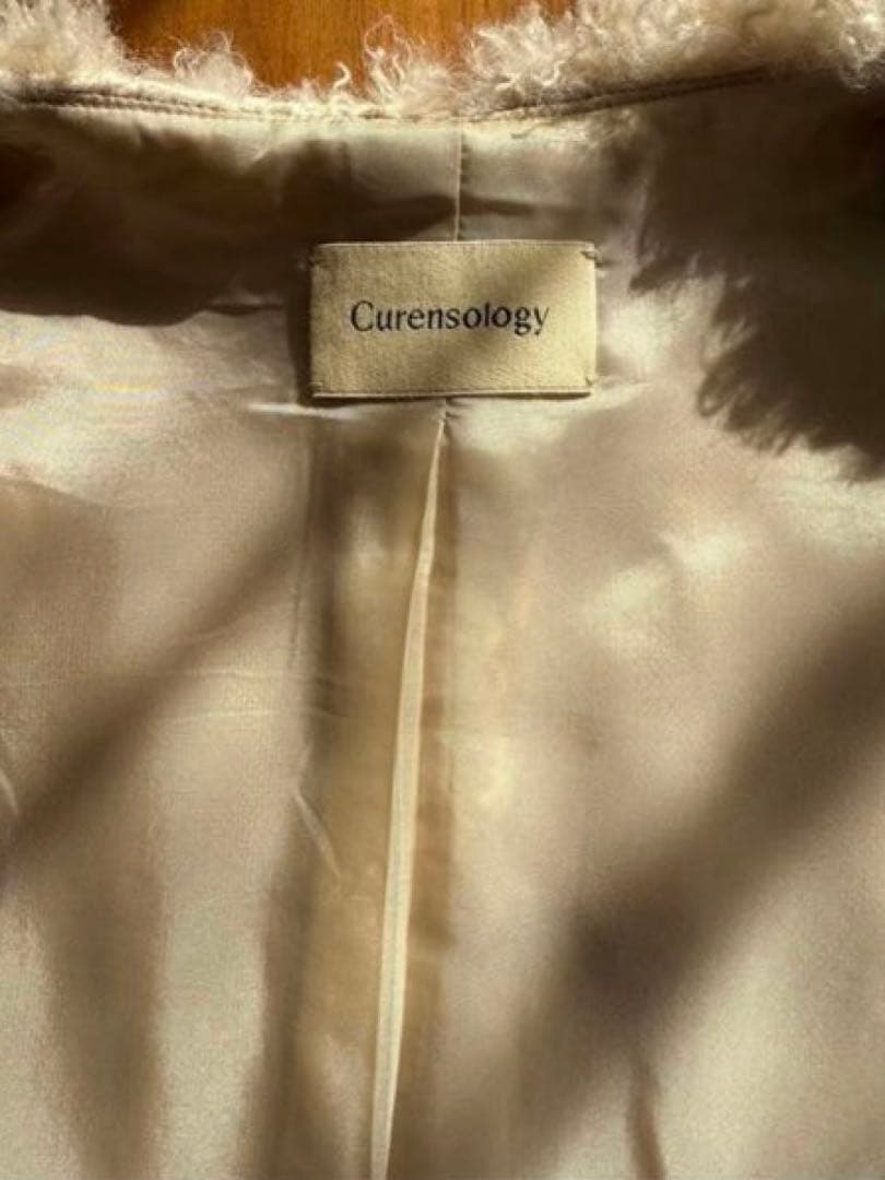 美品カレンソロジーCurensologカーリーショートベスト