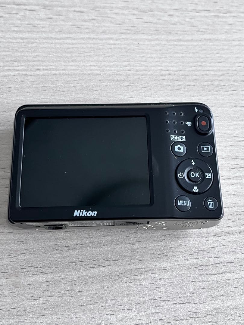 Nikon COOLPIX A10 デジカメ