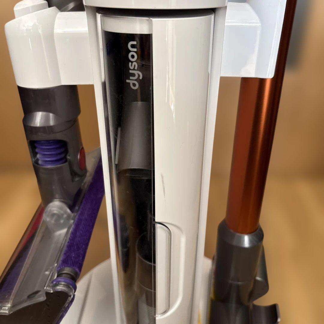 Dyson cyclone v10 fluffy フロアドック付き
