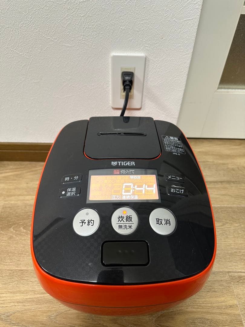 タイガー圧力IH炊飯ジャー炊きたてJPB-G101