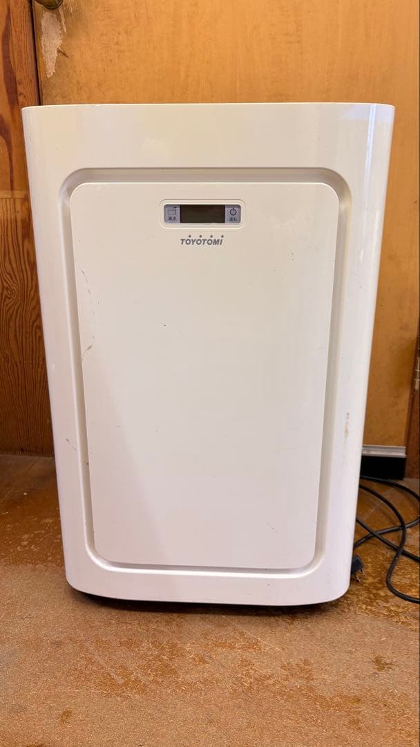 トヨトミ　スポット冷暖エアコン「TAD-22NW」