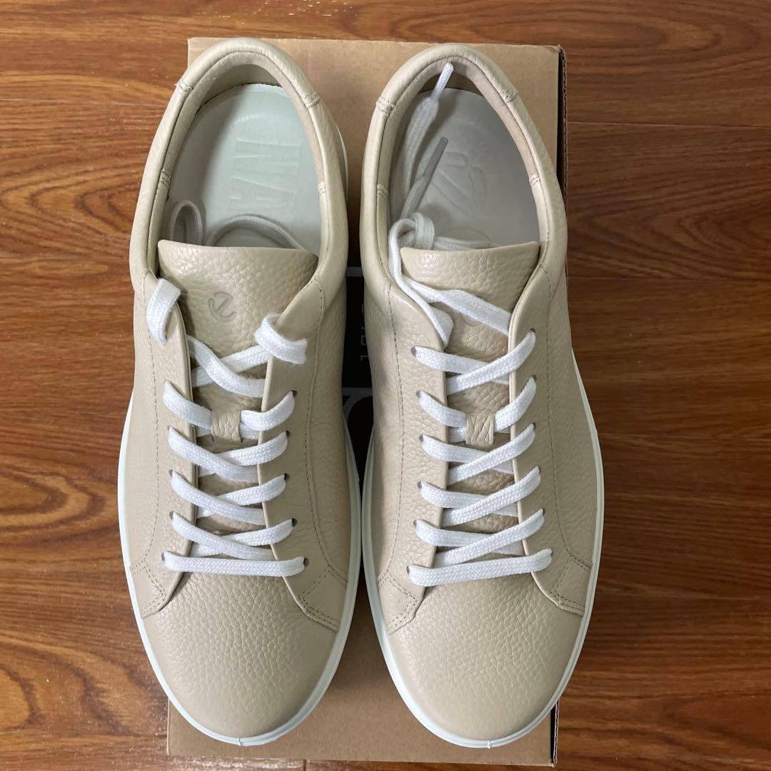 ECCO SOFT60 ベージュレザー スニーカー