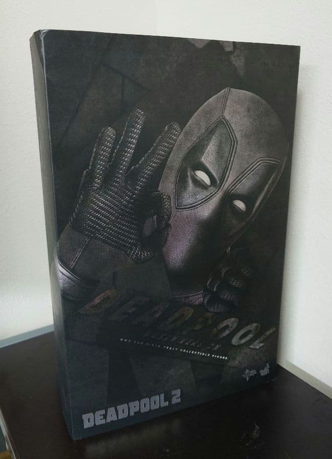 た*け様 ホットトイズ1/6デッドプール（灰まみれ版）