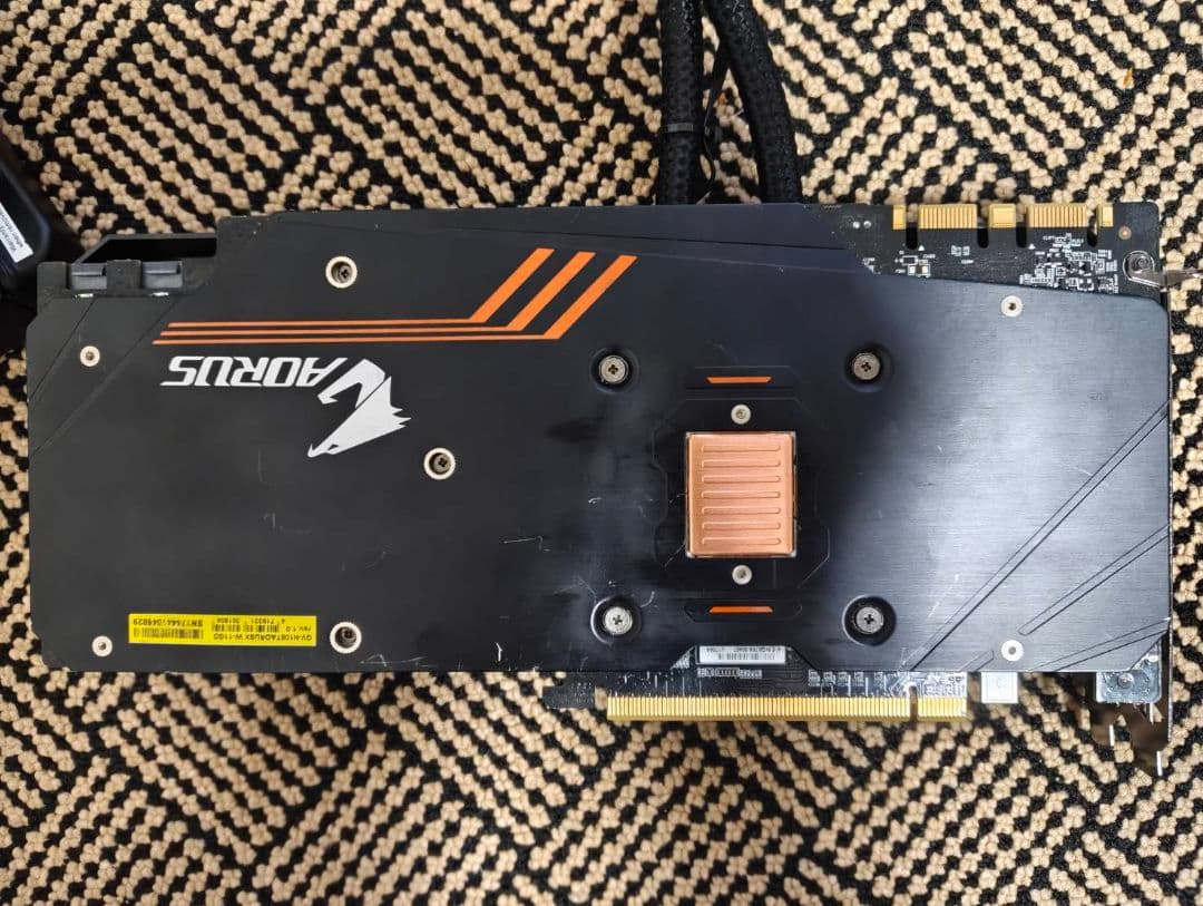 GIGABYTE AORUS GTX 1080Ti Waterforce 中古