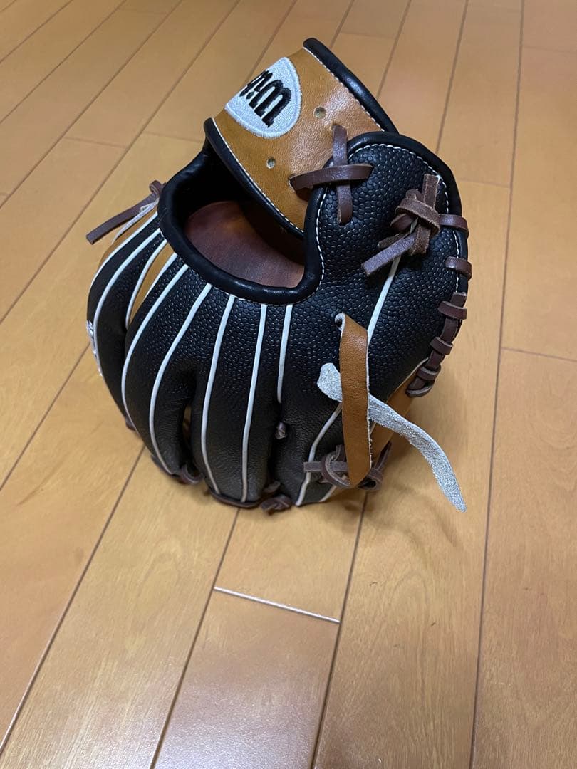 ウィルソン　Wilson　ワナビーヒーロー　軟式　内野手用　グローブ　超美品