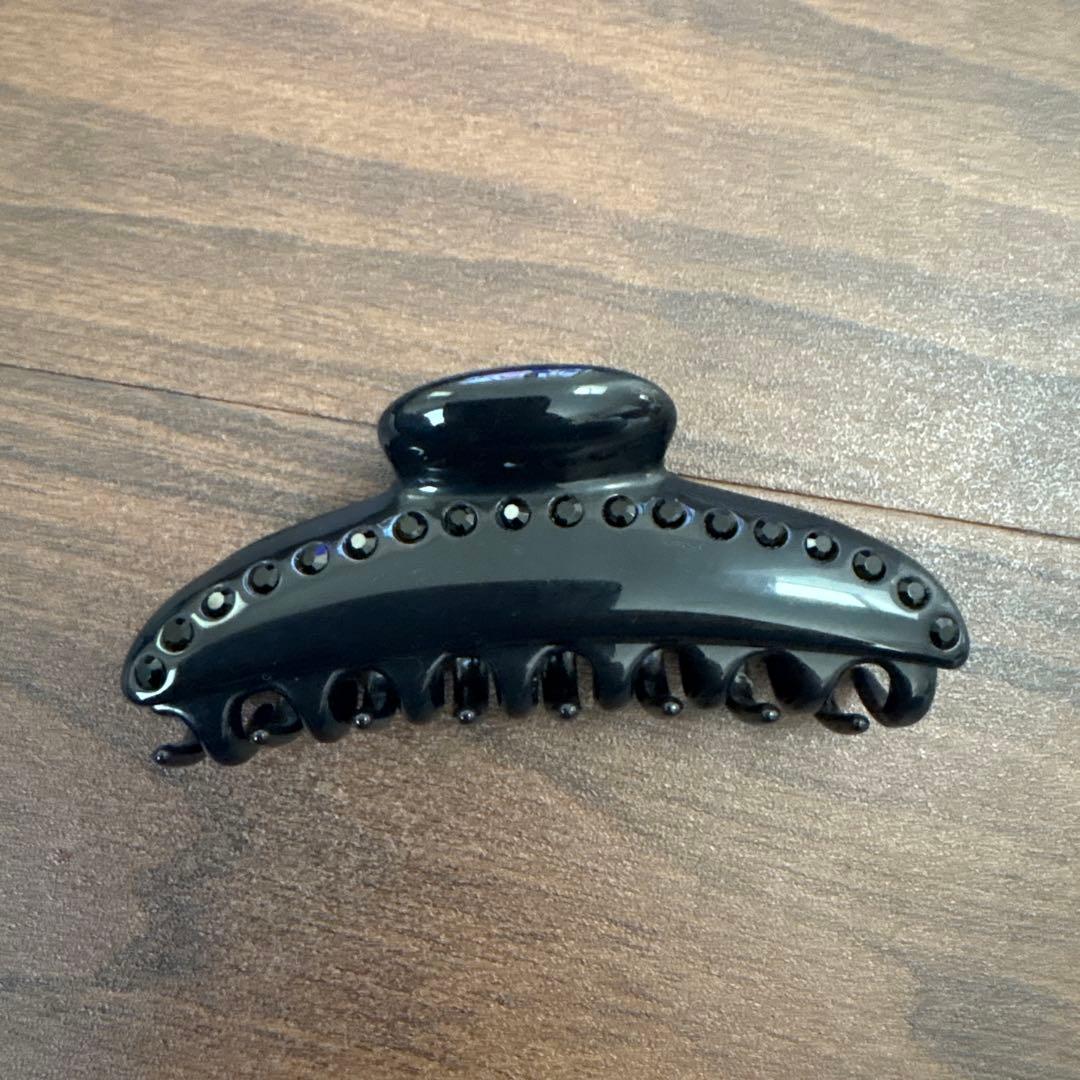 アッカ　ヘアークリップ