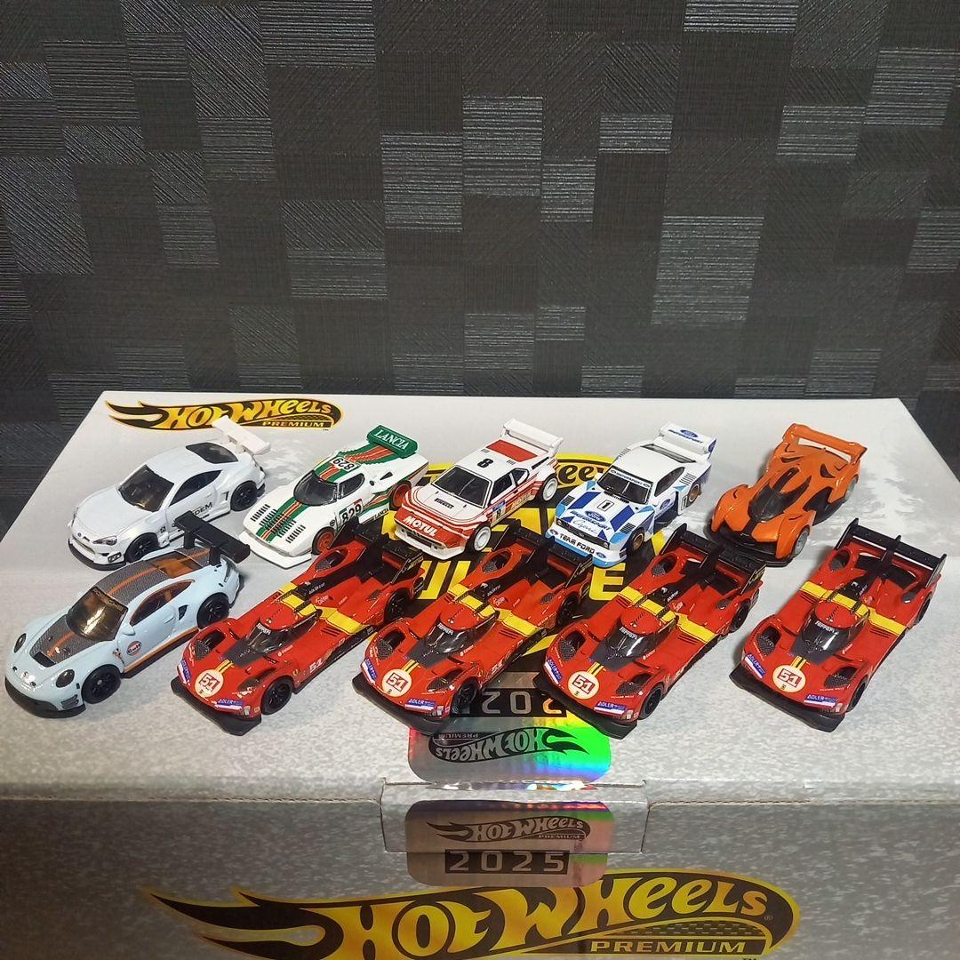 ホットウィール フェラーリ499PポルシェGT3R992 BRZ 