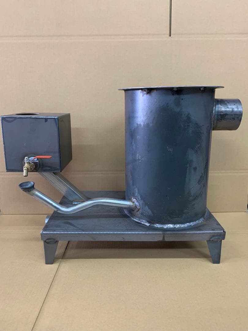 廃油ストーブ 煙突アダプタ付き80mm、100mm煙突使えます。