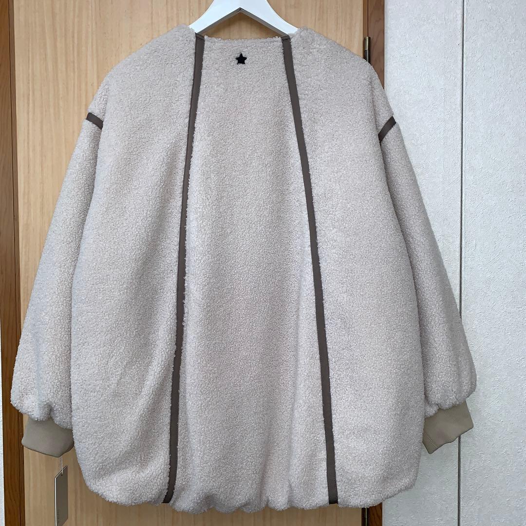 ayane どんなインナーでも決るノーカラー　裏キルト　体型カバー　ボアブルゾン