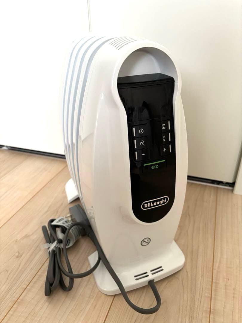 De'Longhi ミニオイルヒーター NJ0505E