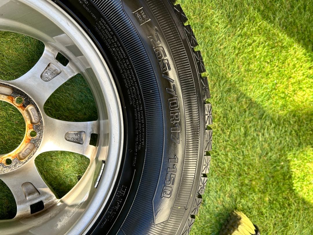 265/70R17　KEELER　スタッドレス　アイスナビSUV　サーフ　プラド