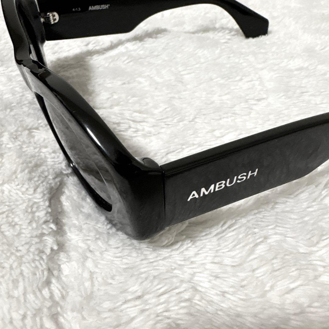 AMBUSH PRYZMAサングラス