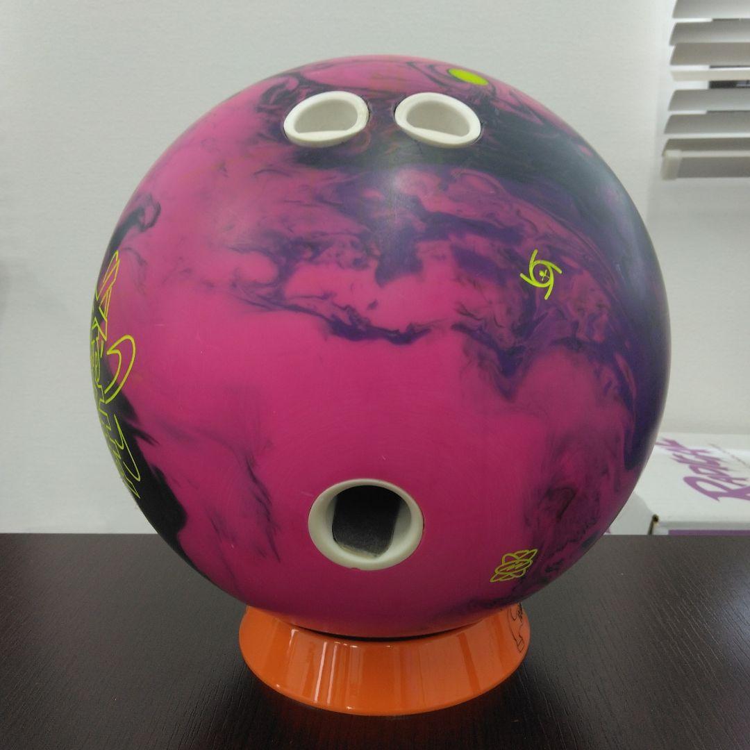 ボウリングボール