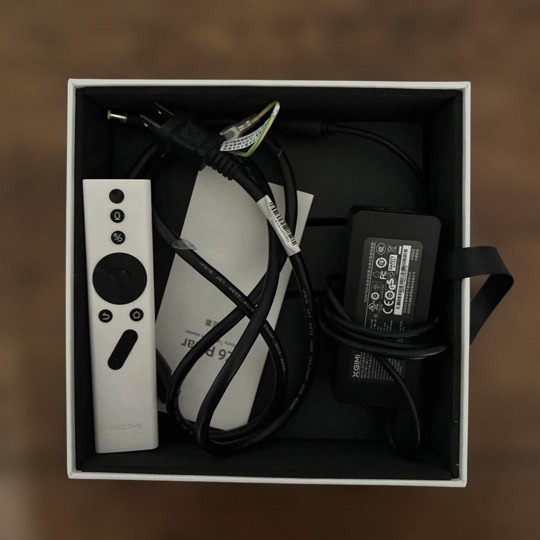 XGIMI Z6 Polar プロジェクター本体　AmazonファイヤーTV付き