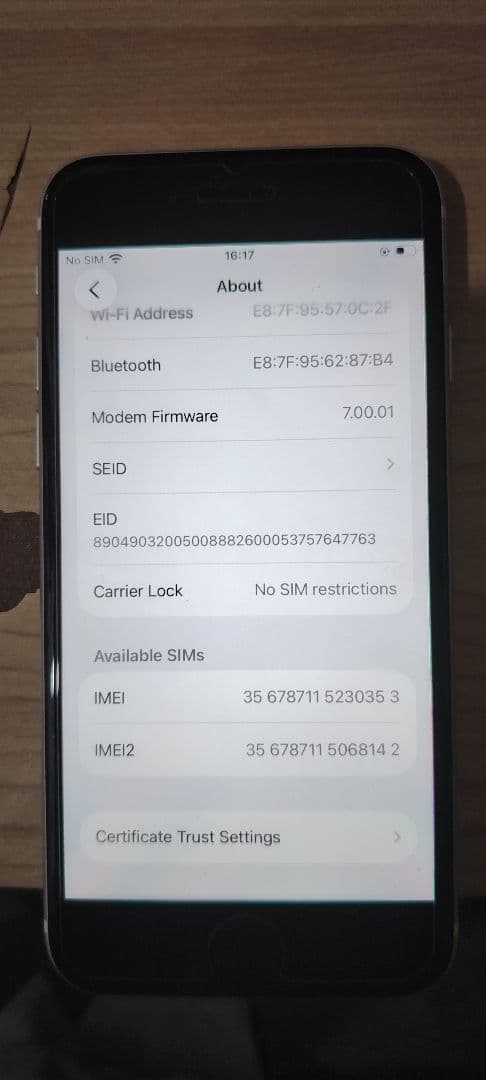 iPhone SE (第2世代) 128GB SIMフリー ホワイト
