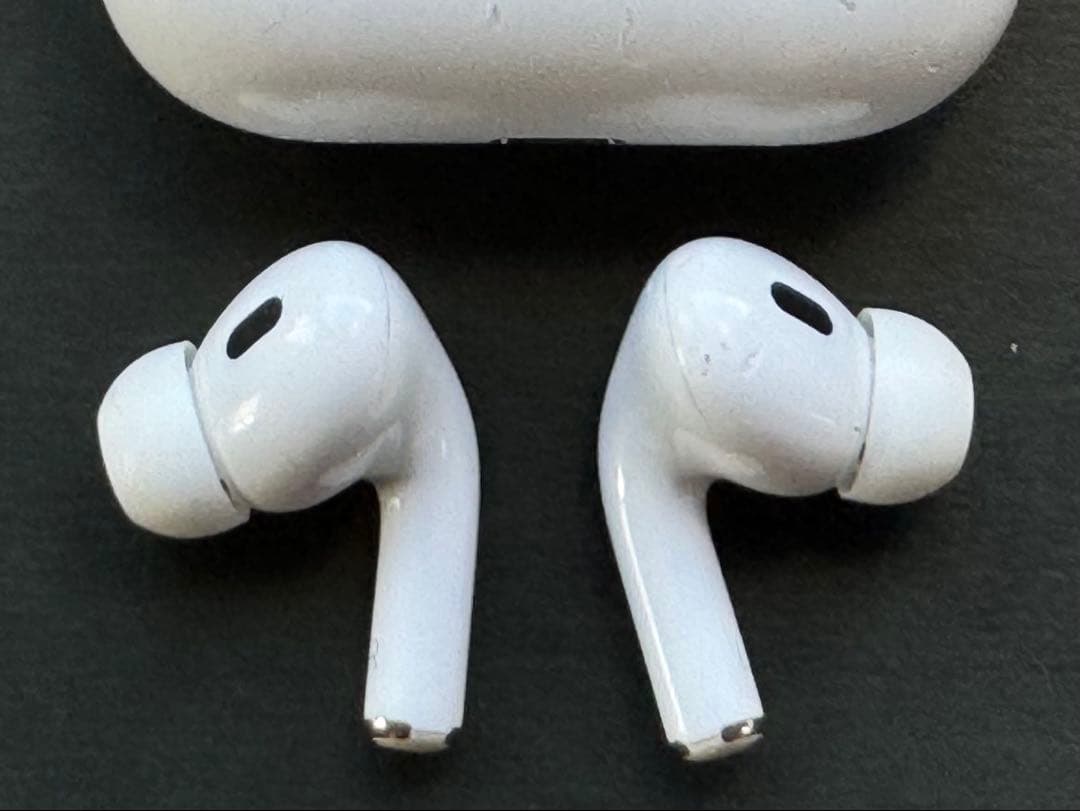 AirPods Pro 2nd Generation 本体　オマケ付き