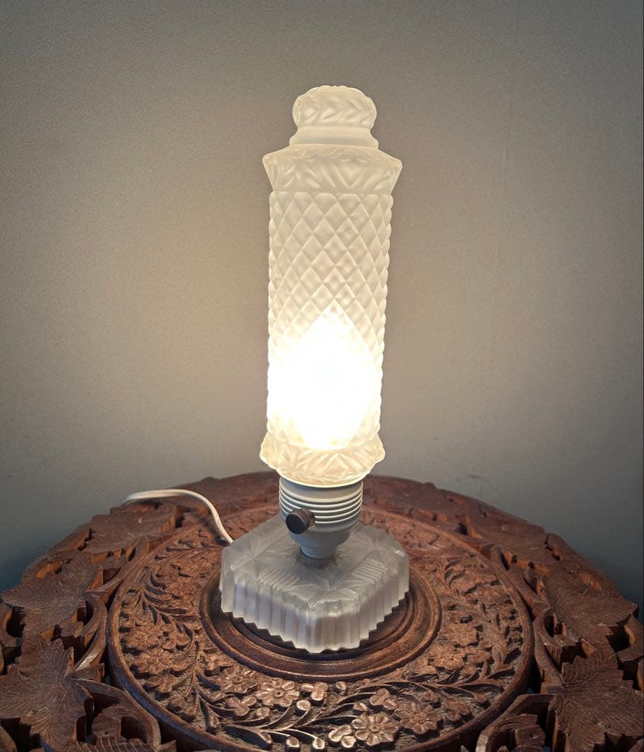 アンティーク　アールデコ調 カットガラステーブルランプ