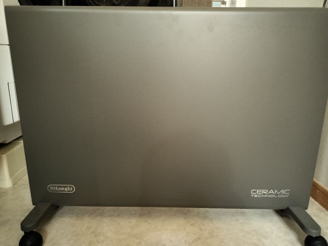 【美品】デロンギ コンベクターヒーター HXJ60L12