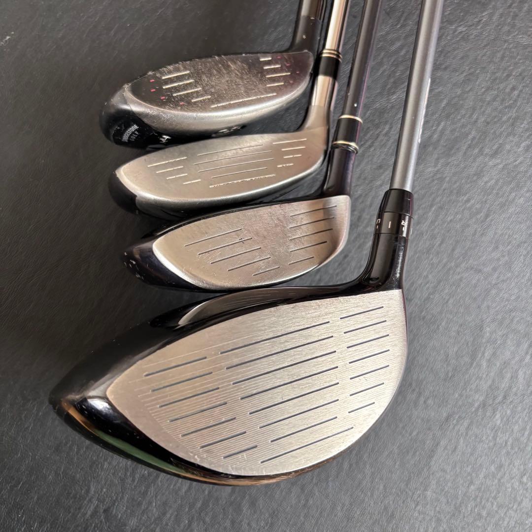 初心者向けメンズゴルフクラブセットBRIDGESTONE TOUR B限定バック