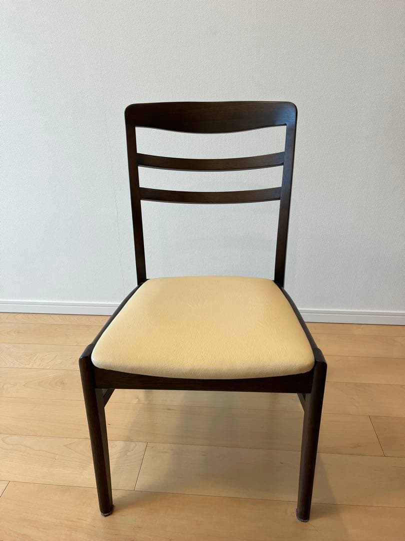 みみ　ibata 飛騨家具　ダイニングチェア　4脚あり　定価29925円