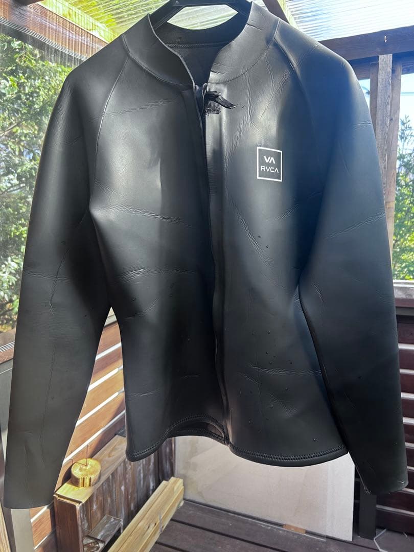 RVCA ブラック タッパー フロントジッパー