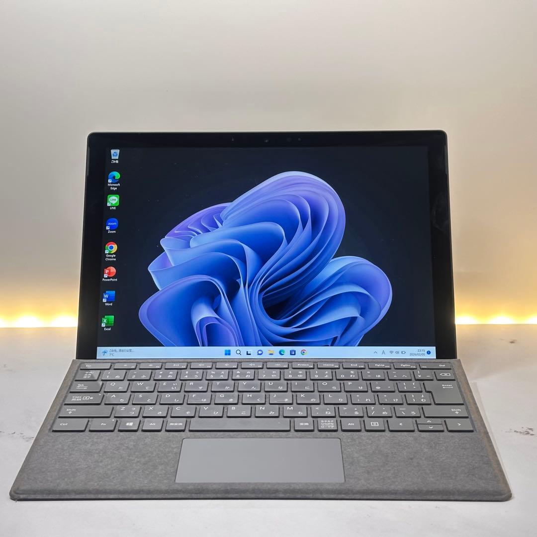 【ブラックモデル】Surface Pro7 Corei5/8/256